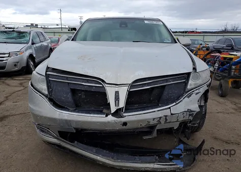 2019 Lincoln Mkt z USA, uszkodzony, nr VIN 2LMHJ5AT2KBL03935